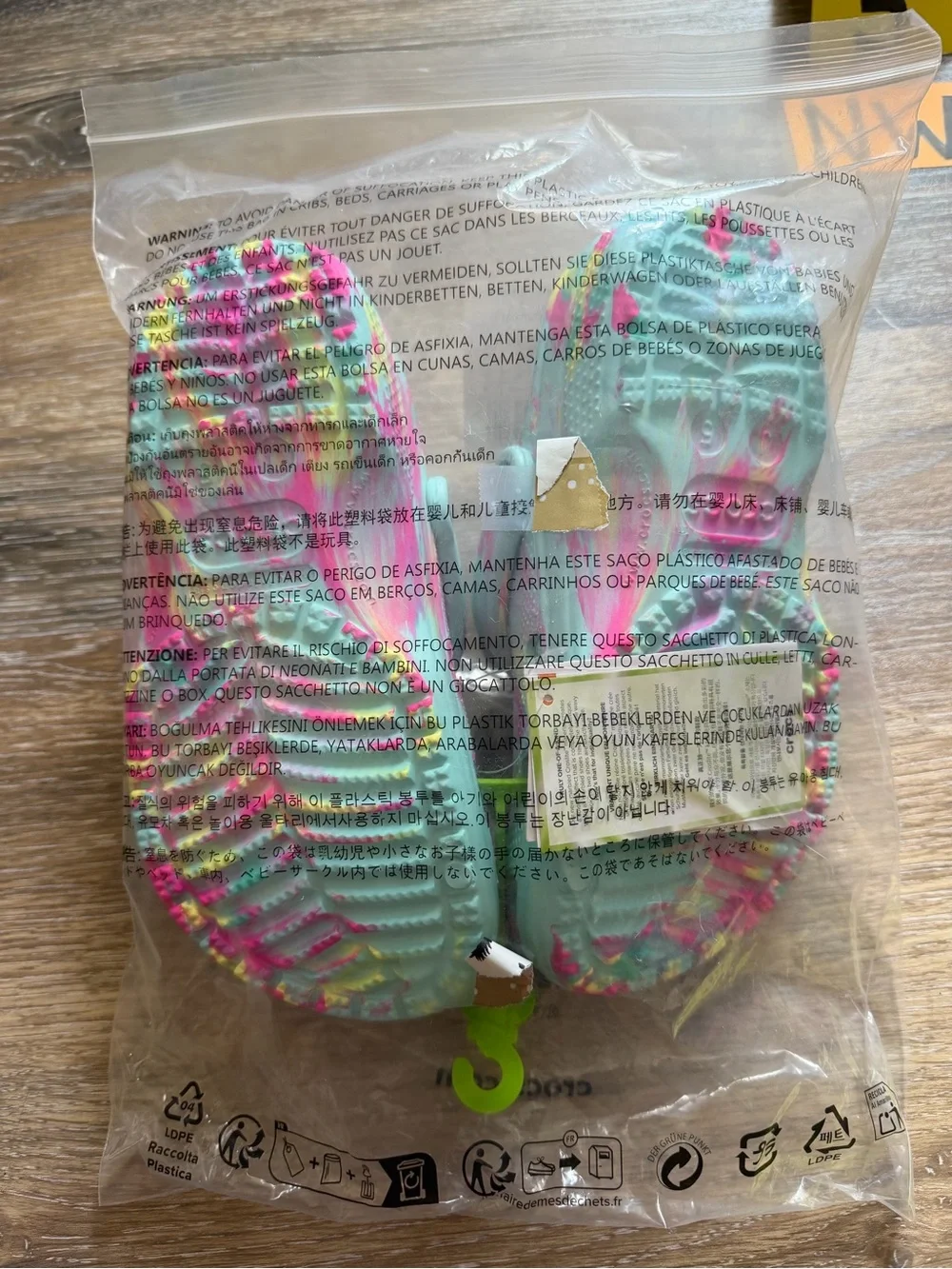 NWT Crocs Kids' Tie-Dye Clog - Mint & Pink (Size 5)